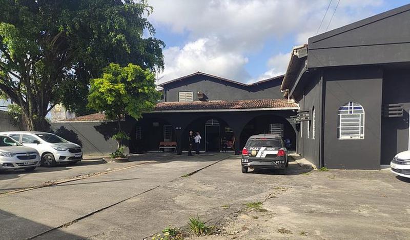 POLÍCIA CIVIL DESARTICULA ORGANIZAÇÃO CRIMINOSA RESPONSÁVEL POR FRAUDES NO CONCURSO DA PM-AL Relacionada